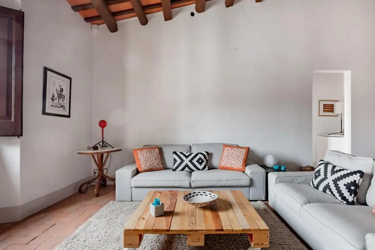 Country house Can Rovira: Neoclassical Mansion Near Barcelona Alella