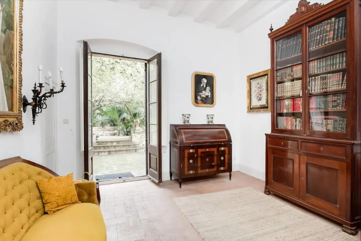 Can Rovira: Neoclassical Mansion Near Barcelona Alella