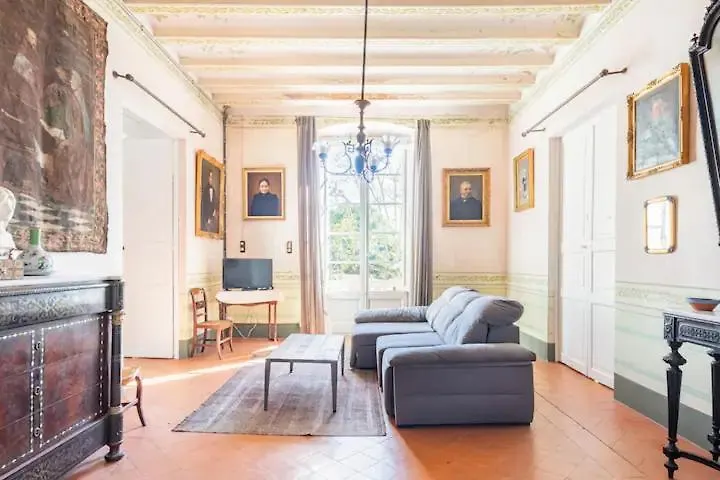 Can Rovira: Neoclassical Mansion Near Barcelona Alella