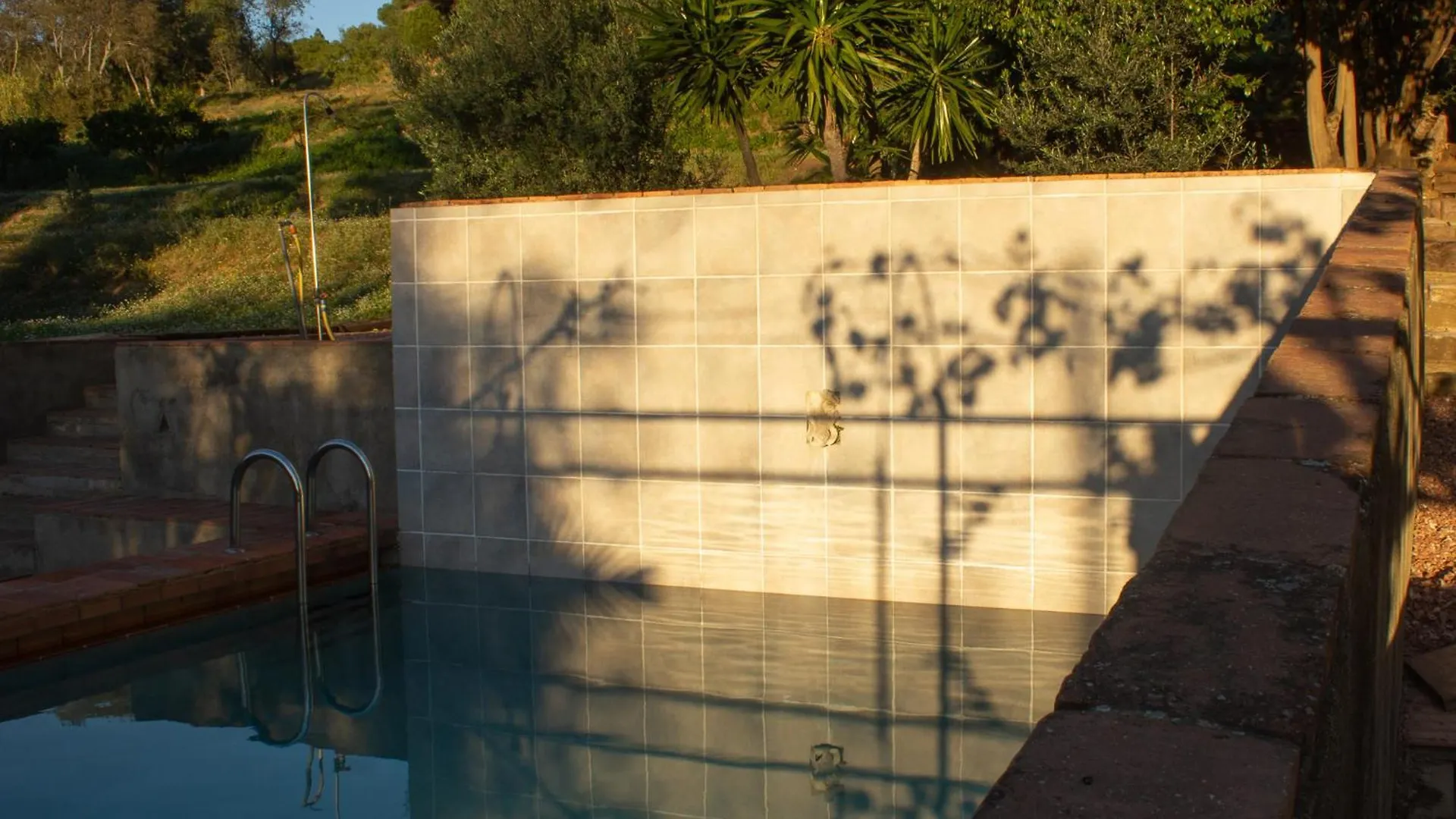 Country house Can Rovira: Neoclassical Mansion Near Barcelona Alella