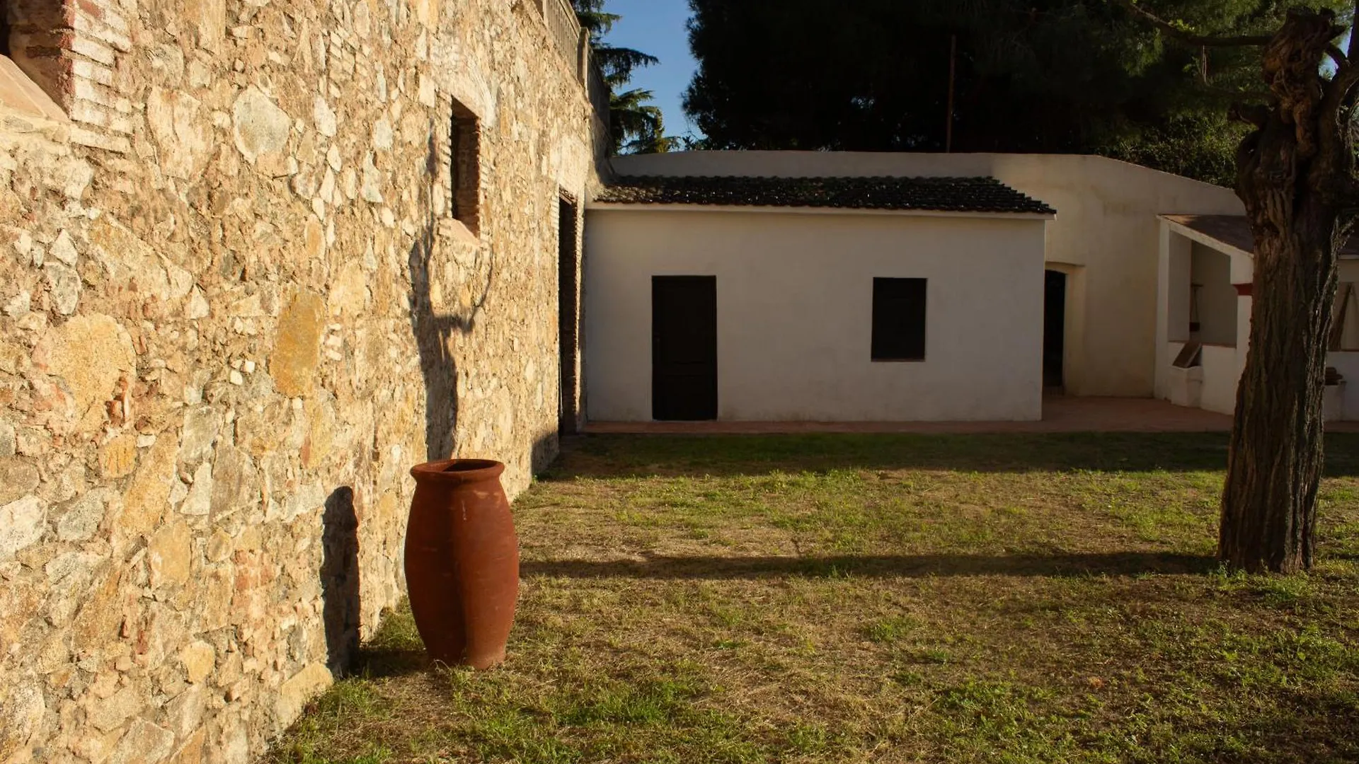 Can Rovira: Neoclassical Mansion Near Barcelona Alella Spain